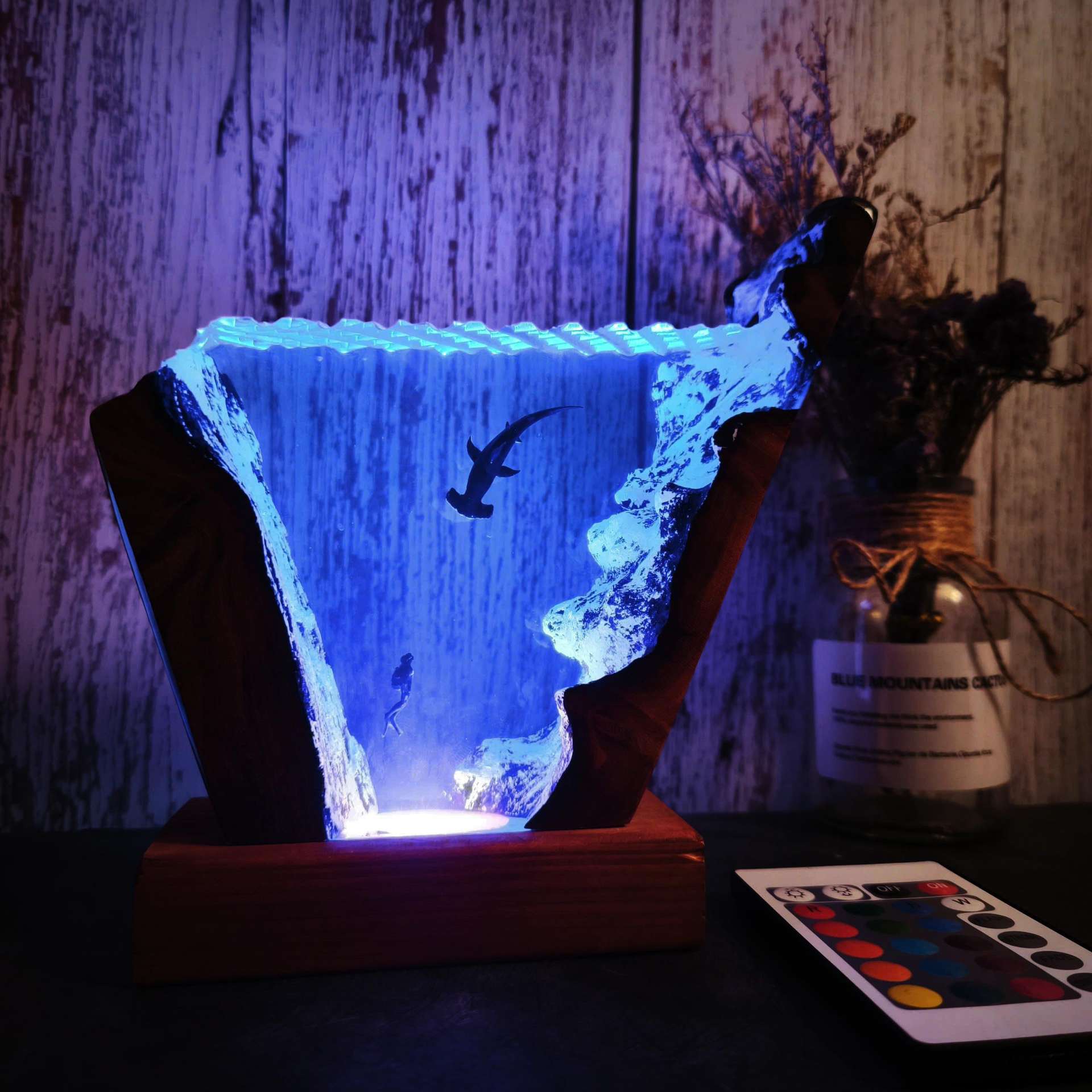 Resin Art For Wedding Gift - 6 * 4-inch Ocean Series Diver