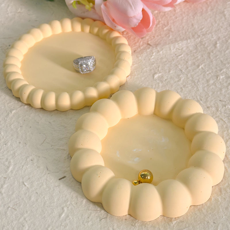 Bubble Lace Coaster Silicone M - Resin Art Tray review and price
