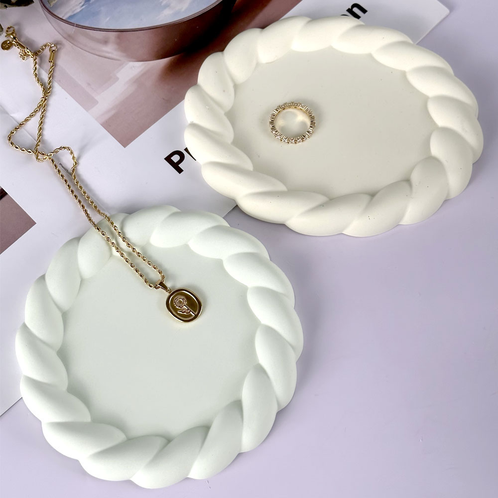 Bubble Lace Coaster Silicone M - Resin Art Tray review and price